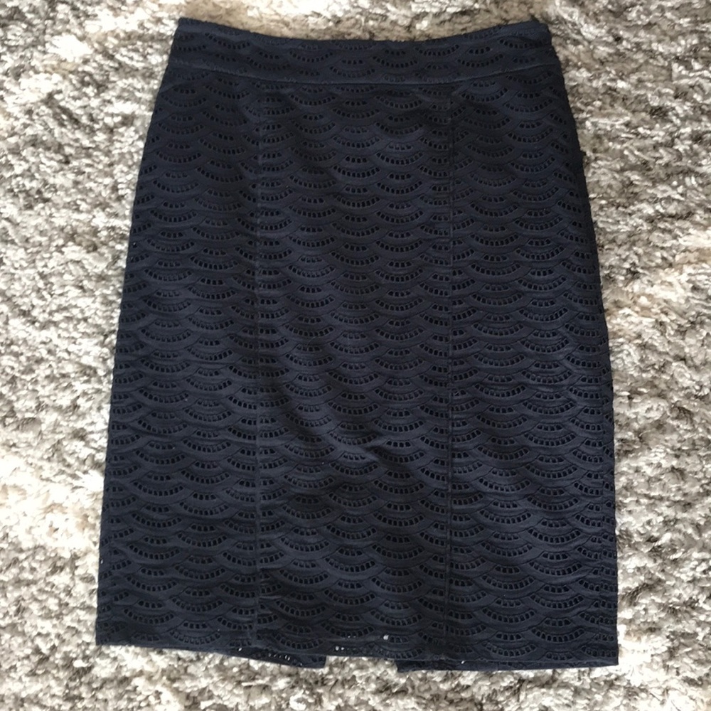 Ann Taylor Scalloped Pencil Skirt